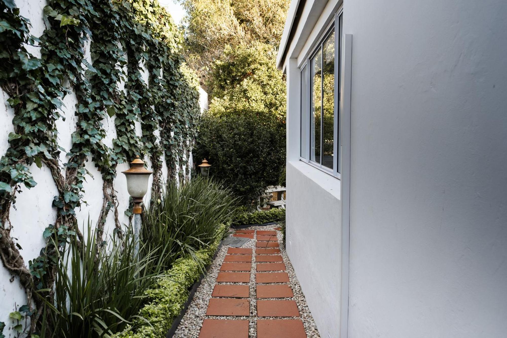 Devereux Lodge East London Esterno foto